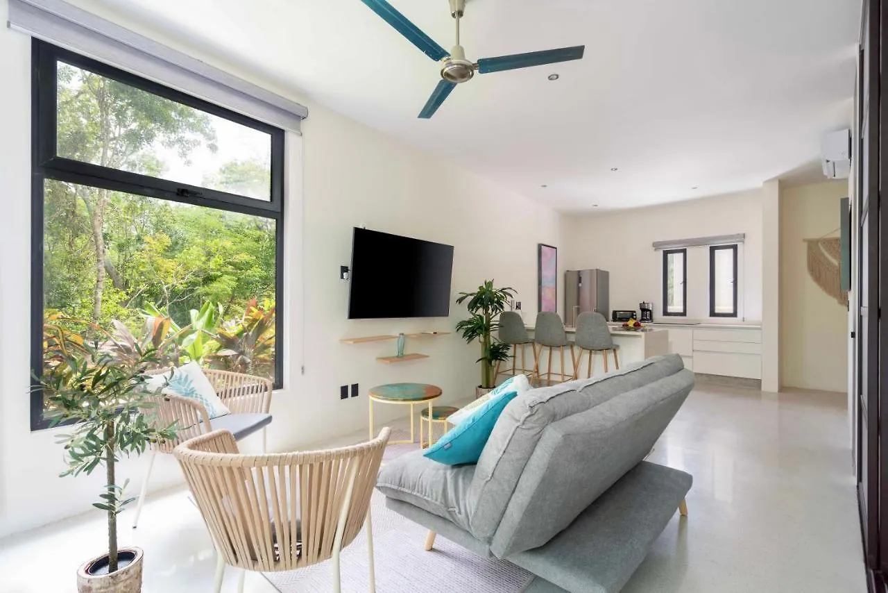 Stylish And Peaceful Jungle Studio At 525 Tulum